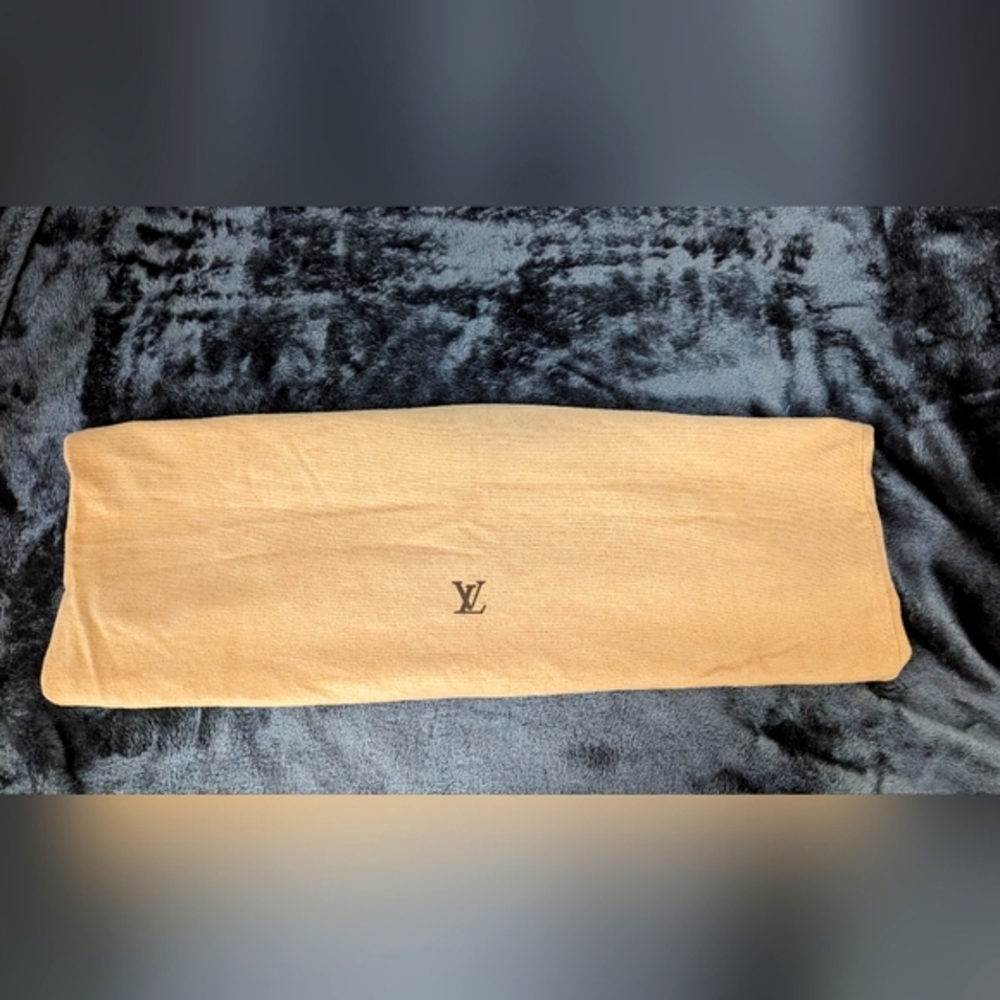 Louis Vuitton storage/dust bag - Picture 8 of 8